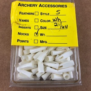 Archery Bow Hunting White Arrow Nocks 21/64" Style S - Quantity of 103 Piece LOT - Picture 1 of 3