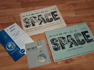 4 pubblicazioni NASA EP-14, EP-14 REV. 64, AL-B-2-63 & PERCHÉ ATTERRARE SULLA LUNA? - Foto 1 di 3