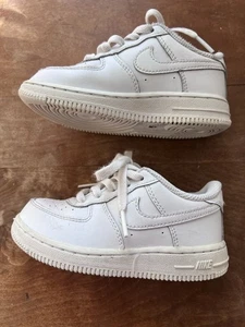 BAMBINO BAMBINO NIKE AIR FORCE 1 LE (Bambino 9C) BIANCO/BIANCO (DH2926 111) - Foto 1 di 10