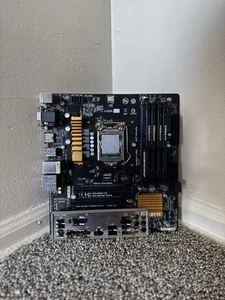 i5 up to 4.5Ghz 32GB HyperX Gigabyte Motherboard combo, mobo asks for bios reset - Picture 1 of 1