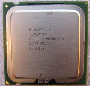 Processore Intel Pentium 4 520J SL7PR 2.80GHz 800MHz FSB 1MB Cache Socket 775 - Foto 1 di 1