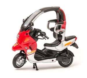 BMW C1 Germany Enclosed Scooter Motorcycle Toy Diecast 1:18 Welly - Picture 1 of 6