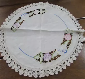 VINTAGE Hand Embroidered Madeira Cut Work Doily Center Piece Beige Linen 17.5" - Picture 1 of 14