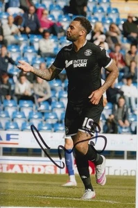 WIGAN ATHLETIC HAND SIGNED CRAIG DAVIES 6X4 PHOTO 1. - Imagen 1 de 1