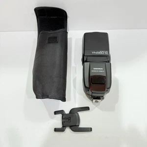 Yongnuo YN560-II Speedlite Flash Manual Universal Hot-Shoe + Case - Picture 1 of 8