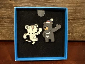 Olympic Winter Games PyeonChang 2018 Mascot Pins (2) - Picture 1 of 3