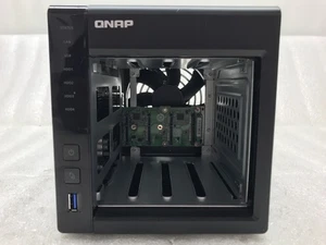 QNAP TS-451+ 4 BAHÍAS 3,5" ALMACENAMIENTO CONECTADO EN RED NAS SIN DISCO DURO SIN BAHÍAS T7-A14 - Imagen 1 de 9