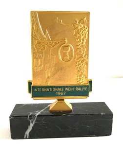 Targa su base in marmo Rally Internazionale del Vino 1967 souvenir collezionisti - Foto 1 di 7