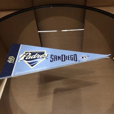 Mini banderín de fieltro 9"x4” de colección de los Padres de San Diego logotipo antiguo MLB Rico Foto 1 de 2