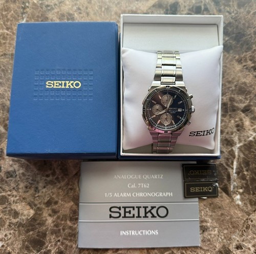 Seiko 7T62-0DP0 Men 100m Sapphire Analog Quartz Alarm Chronograph