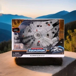 Star Wars Galaxy's Edge MICRO GALAXY SQUADRON MILLENNIUM FALCON Vehicle (BATUU) - Picture 1 of 7