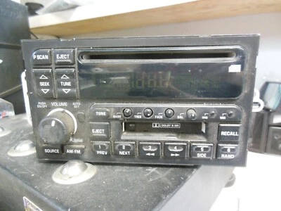 Delphi Delco AM FM CD Cassette Player Radio Stereo Receiver Tuner 16249434 - Image 1 of 4