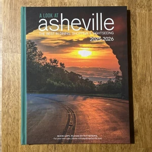 Book: A Look At Asheville 2025-2026 Dining, Shopping, Sightseeing, Art, Like NEW - Bild 1 von 8