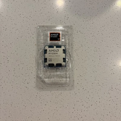 Procesador AMD Ryzen 7 9800X3D | Nuevo | Nunca Usado | Sin Caja | Serie 9000 Foto 1 de 2