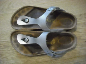 Birkenstock Gizeh 37 normal Silber, nicht sehr oft getragen, aber gut eingelaufe - Bild 1 von 4