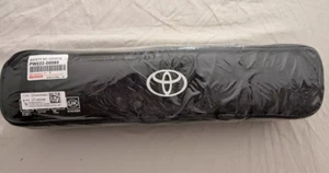 Genuine Toyota Safety Kit PW02200060 - Picture 1 of 5