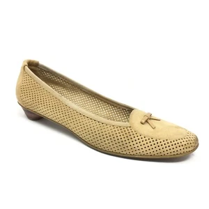 Stuart Weitzman Pump Heels Shoes Womens Size 10 Beige Suede Slip On Career - Picture 1 of 9