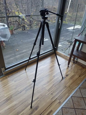 TREPPIEDI CAVALLETTO MANFROTTO 190XDB CON TESTA 128RC - Immagine 1 di 4