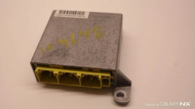 Mazda 6 2003 4 cilindros 2,3 L módulo de control de choques de seguridad  Foto 1 de 4