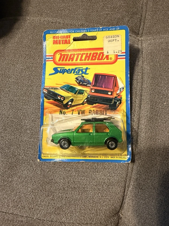 Matchbox Nº 7 VW Rabbit 1980 Verde Con Tablas de Surf Negras Nuevo de Lote Antiguo  Foto 1 de 3