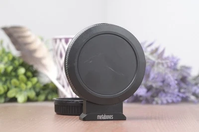 Adaptador Metabones T Speed Booster Ultra 0,71x, lente Canon EF a cámara BMPCC4K Foto 1 de 4