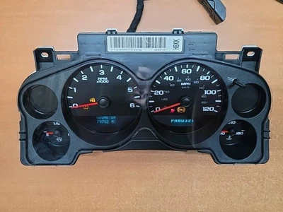 07-13 Chevy GMC Yukon Suburban Tahoe Silverado Sierra Speedo Cluster OEM - Image 1 of 4