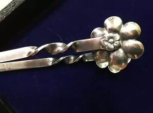 Vintage "Flower" Sterling Silver Sugar Tongs, Approx. 3 3/4" long, 14.5 grams - Picture 1 of 4