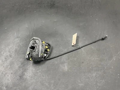 Rear Left Door Lock Latch 2020 GMC Acadia 13533603 2017 2018 2019 2021 2022 2023 - Image 1 of 4