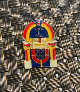 PIN VINTAGE DE MÚSICA ROCK & ROLL COLECCIONABLE REGALO CREACIONES RARO L@@K - Imagen 1 de 2