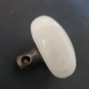 Antiker weißer Porzellan Türknauf One - Bild 1 von 6