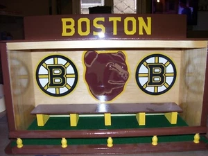 Boston Bruins Bobble Head Showcase with Gallery Rail - Picture 1 of 6