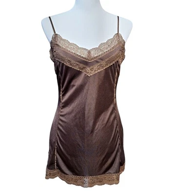 Cami con ribete de encaje The Limited M Whimsigoth Fairy Grunge Y2K 00s satinado salir de colección Foto 1 de 4