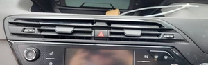 Citroen C4 Grand Picasso MK2 Air Vents Centre Middle & Hazard Switch 2013 - 2022 - Picture 1 of 2