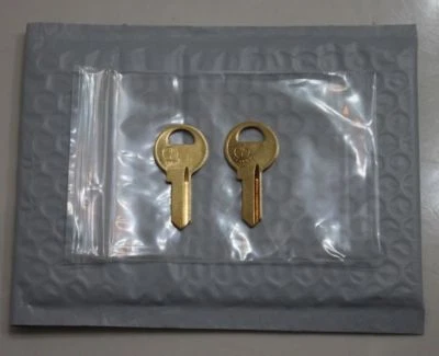 0801-0950 2-New Replacement Keys Master Padlock Lock Cut To Key Code: 0801-0950 - Image 1 of 2