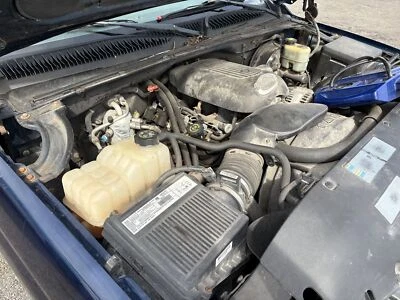 Used Washer Fluid Reservoir fits: 2002 Chevrolet Silverado 1500 pickup  Grade A - Image 1 of 4