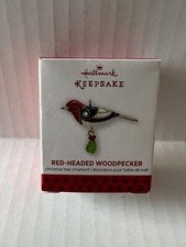 2013 Hallmark  MINIATURE Red Headed Woodpecker Ornament 5th Beauty of Birds NIB