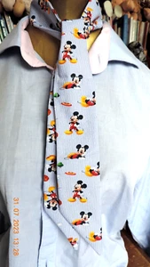Mickey Mouse BAUMWOLLE KÜHLENDE KRAWATTE Menopause Schal - Bild 1 von 2