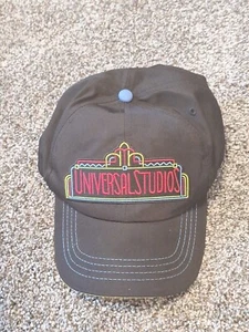 Universal Studios Mütze SnapBack One Size schwarz pink blau verstellbar bestickt - Bild 1 von 4