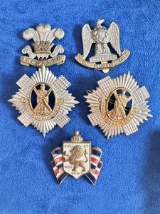 Vintage 5  Royal Scots Waterloo, The Welsh Relief Pin Britain Original - Picture 1 of 4