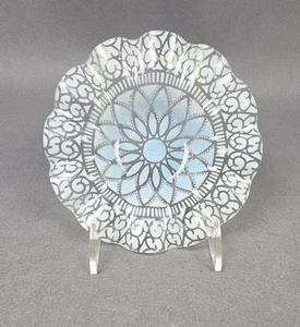 Vintage Sydenstricker Glass White to Light Blue Fade Fused Glass Wave Edge Bowl - Picture 1 of 15
