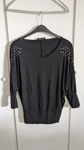 Long-Shirt | schwarz | Nietenbesatz | Fledermausarm | Gr. 38 - Bild 1 von 3