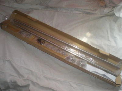 Suministro de baño recto Isabellan Classics SSLSN níquel Foto 1 de 4