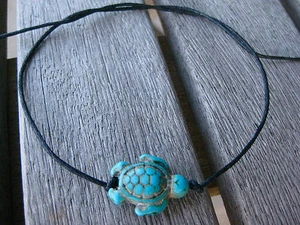 SEA TURTLES BRACELET ANKLET HOWLITE TURQUOISE BLACK WAXED COTTON STRING TIE - Picture 1 of 4