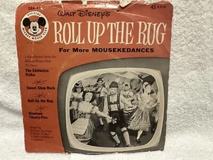 Walt Disney's Roll Up IL TAPPETO - Per altri balli da mouse 45 giri Record - Foto 1 di 9