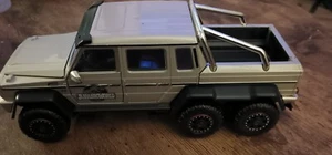 Jurassic World 97080 Mercedes-Benz G 63 AMG 6x6 Die Cast Vehicle 1:24 Truck RARE - Picture 1 of 11