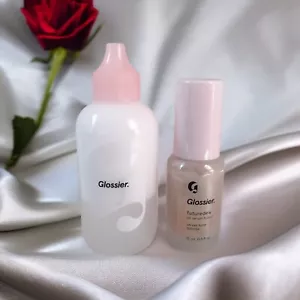 GLOSSIER Futuredew Oil Serum Hybrid and GLOSSIER Milky Oil Makeup Remover - NWOB - Picture 1 of 15
