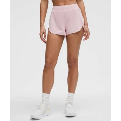 (XS) Pantalón Corto Lululemon Fast and Free High-Rise Classic-Fit Split 3" Pink Haze Foto 1 de 4