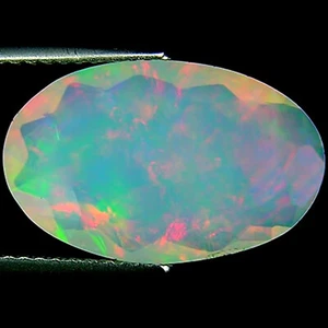 4,46 ct natürlicher äthiopischer facettierter Opal Edelstein mehrfarbig oval facettierter Schliff - Bild 1 von 2