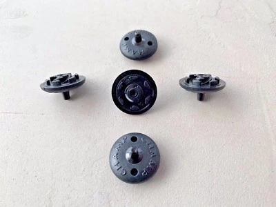 Metal golf spikes x 18 Fast Twist 3.0 *READ DESCRIPTION - WON'T FIT EVERY SHOE* - Image 1 of 3