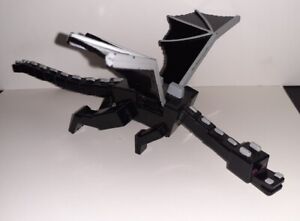 Minecraft 9” Ender Dragon Action Figure Black Moving Wing & Tail A4